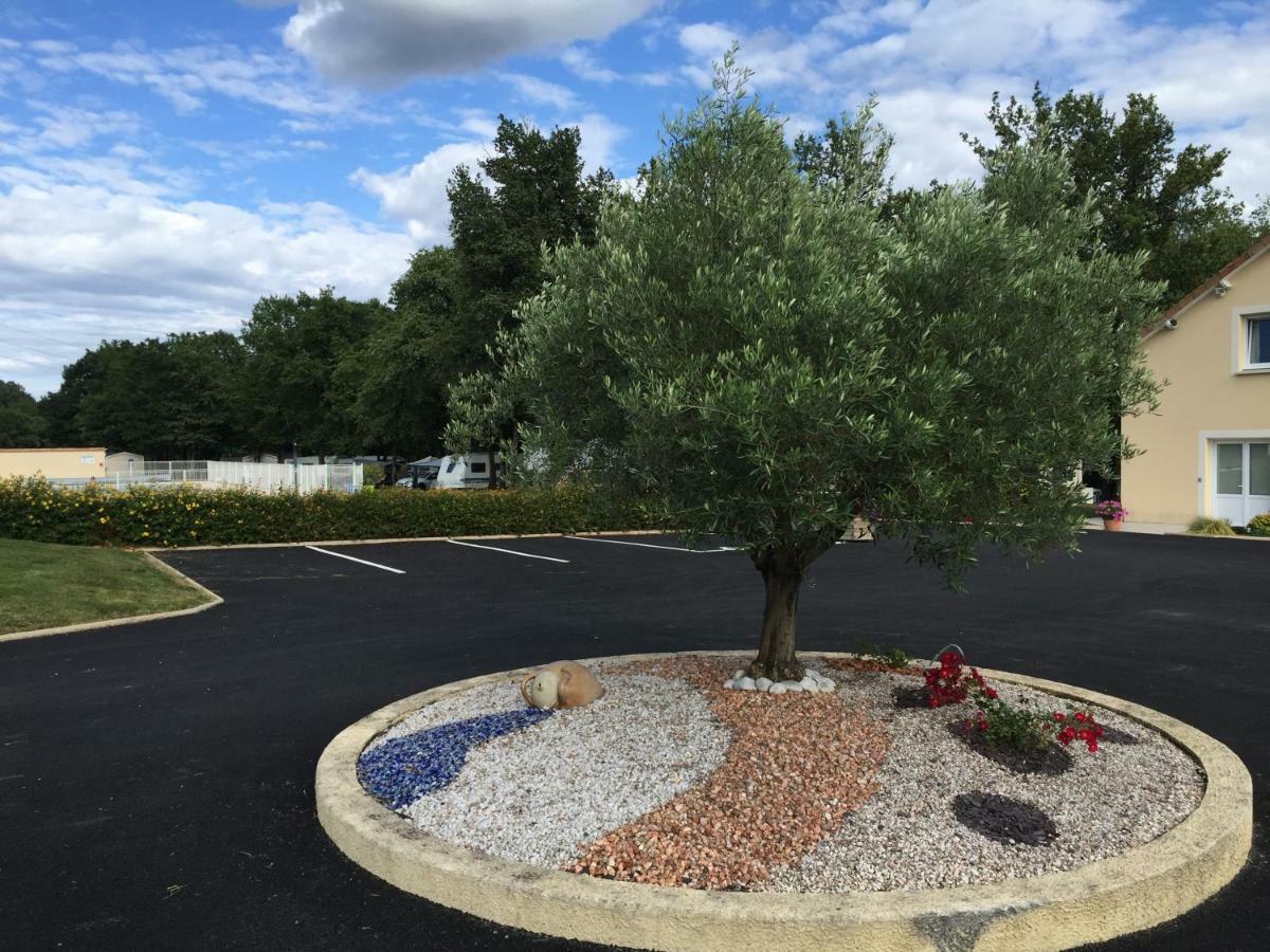 Camping Les Petites Minaudieres Hotel Saint-Sauveur  ภายนอก รูปภาพ