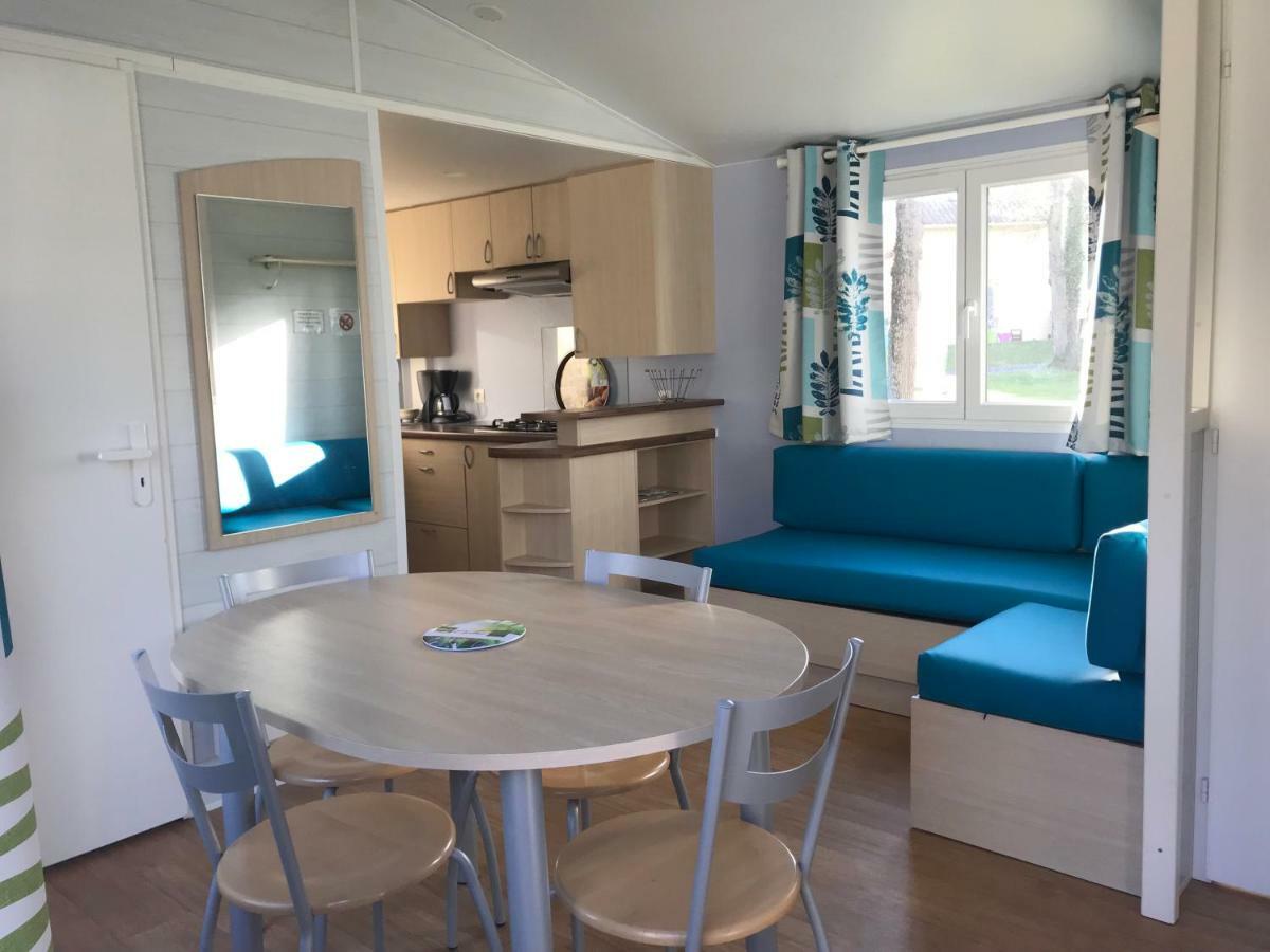 Camping Les Petites Minaudieres Hotel Saint-Sauveur  ภายนอก รูปภาพ